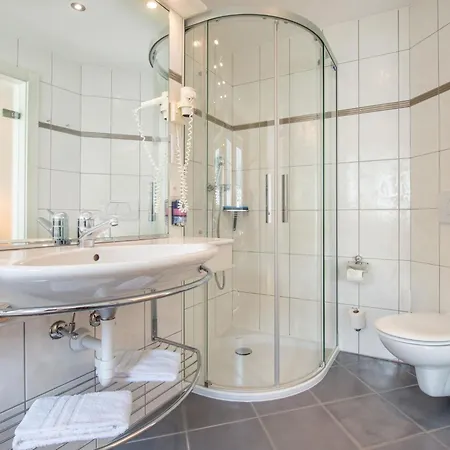 Dolce Appartement-fewo 2-bettwohnung Suedlenz By Interhome * Saas-Fee